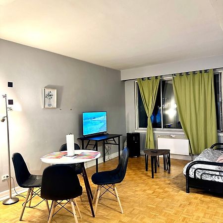 Affordable Cuttie 4 Persons 2 Beds In Downtown Daire Montréal Dış mekan fotoğraf