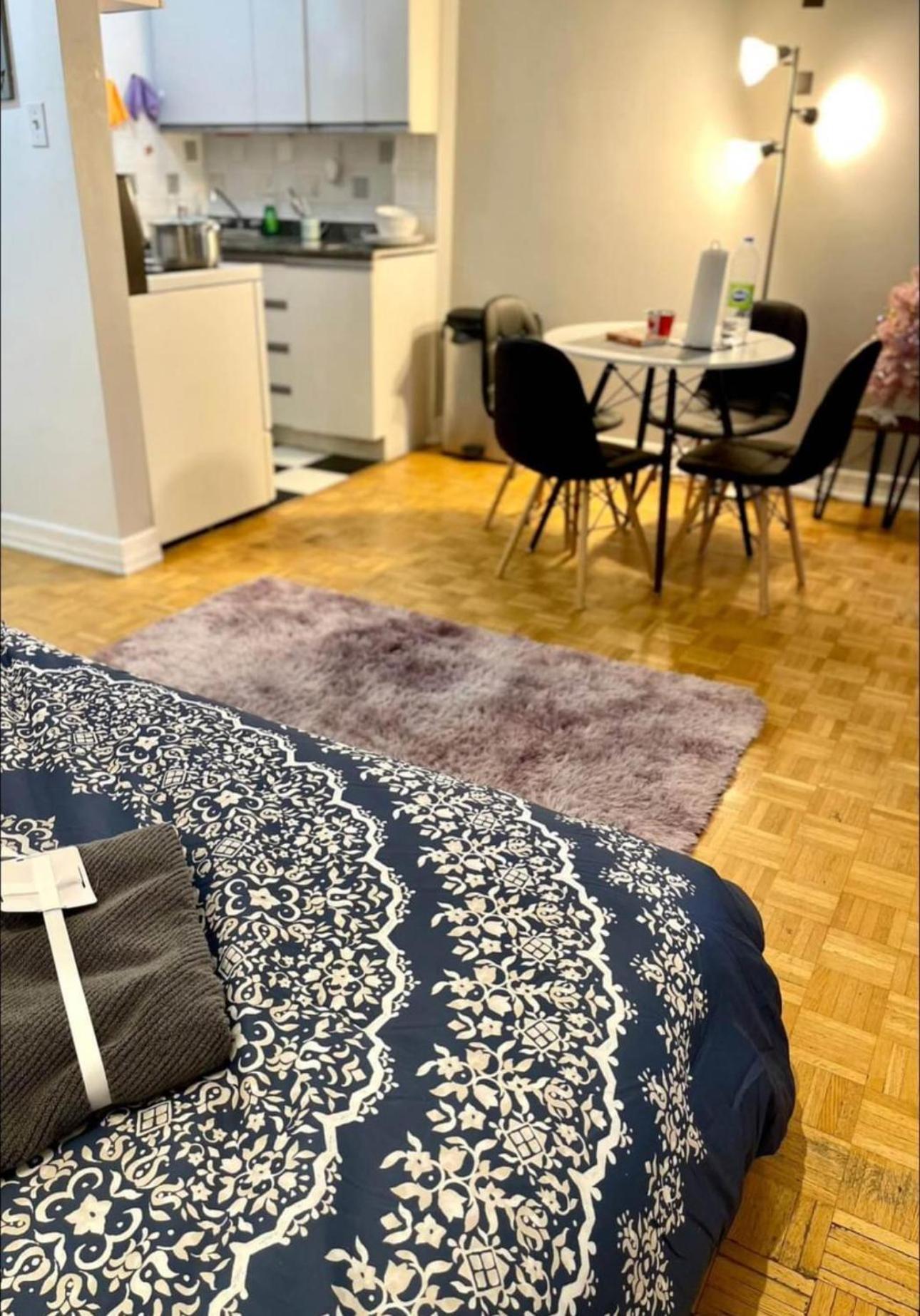 Affordable Cuttie 4 Persons 2 Beds In Downtown Daire Montréal Dış mekan fotoğraf